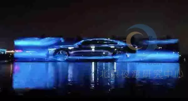 宝马汽车新媒介广告秀